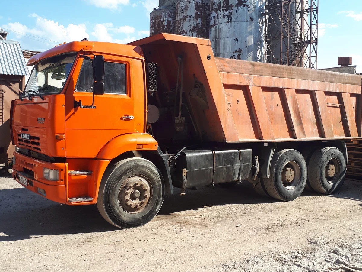 Самосвалы SHACMAN, SCANIA, FAW